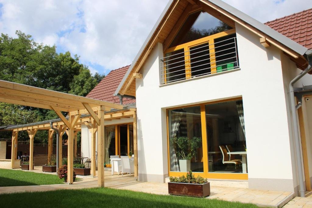 (AAA) Luxuriöses Seminar- oder Familienhaus mit Wellnessoase bei Österreich