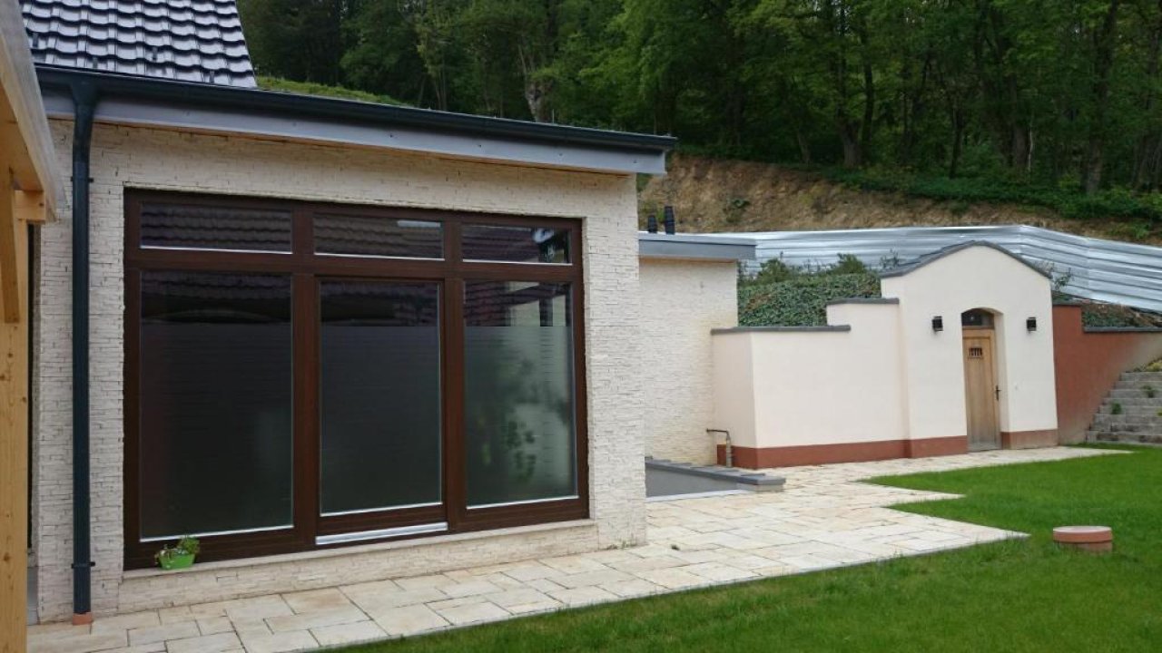 (AAA) Luxuriöses Seminar- oder Familienhaus mit Wellnessoase bei Österreich (IMM532)