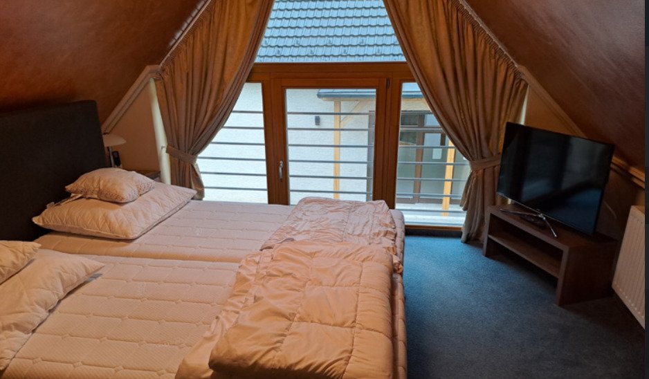 (AAA) Luxuriöses Seminar- oder Familienhaus mit Wellnessoase bei Österreich (IMM532)