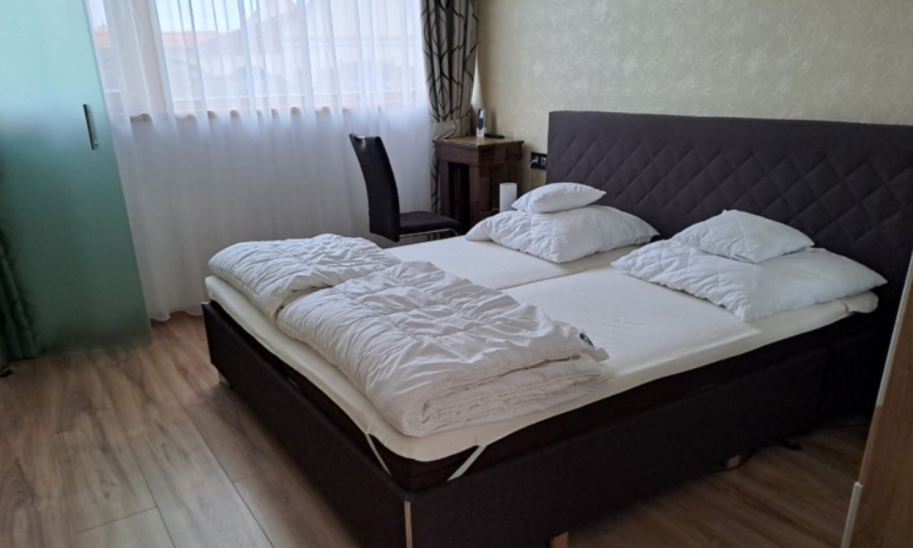(AAA) Luxuriöses Seminar- oder Familienhaus mit Wellnessoase bei Österreich (IMM532)