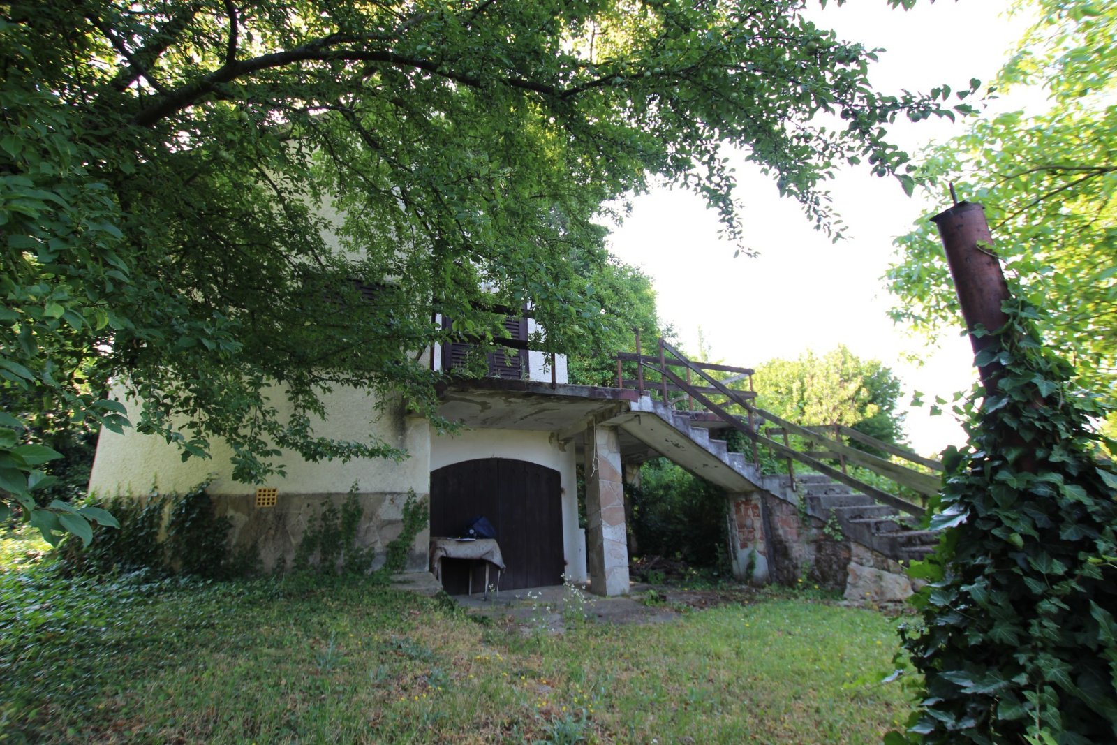 (ACA) Renovierungsbedürftiges Weinberghaus in einer tollen Lage Nähe Balaton (FB5563)
