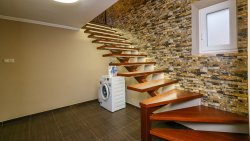 (AAA) Einfamilienhaus mit Pool in ruhiger Straße von Héviz (33395-2)