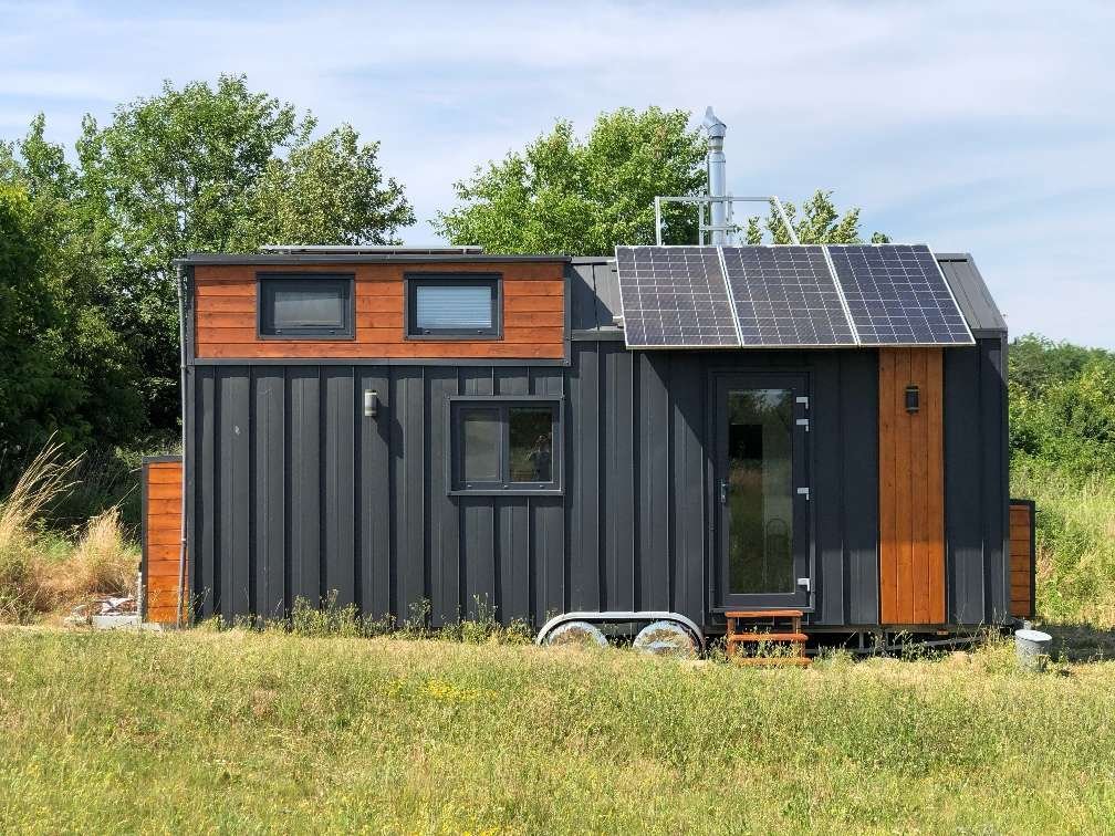Premium Tiny House mit Offgrid-Ausbau (auf Anhänger)