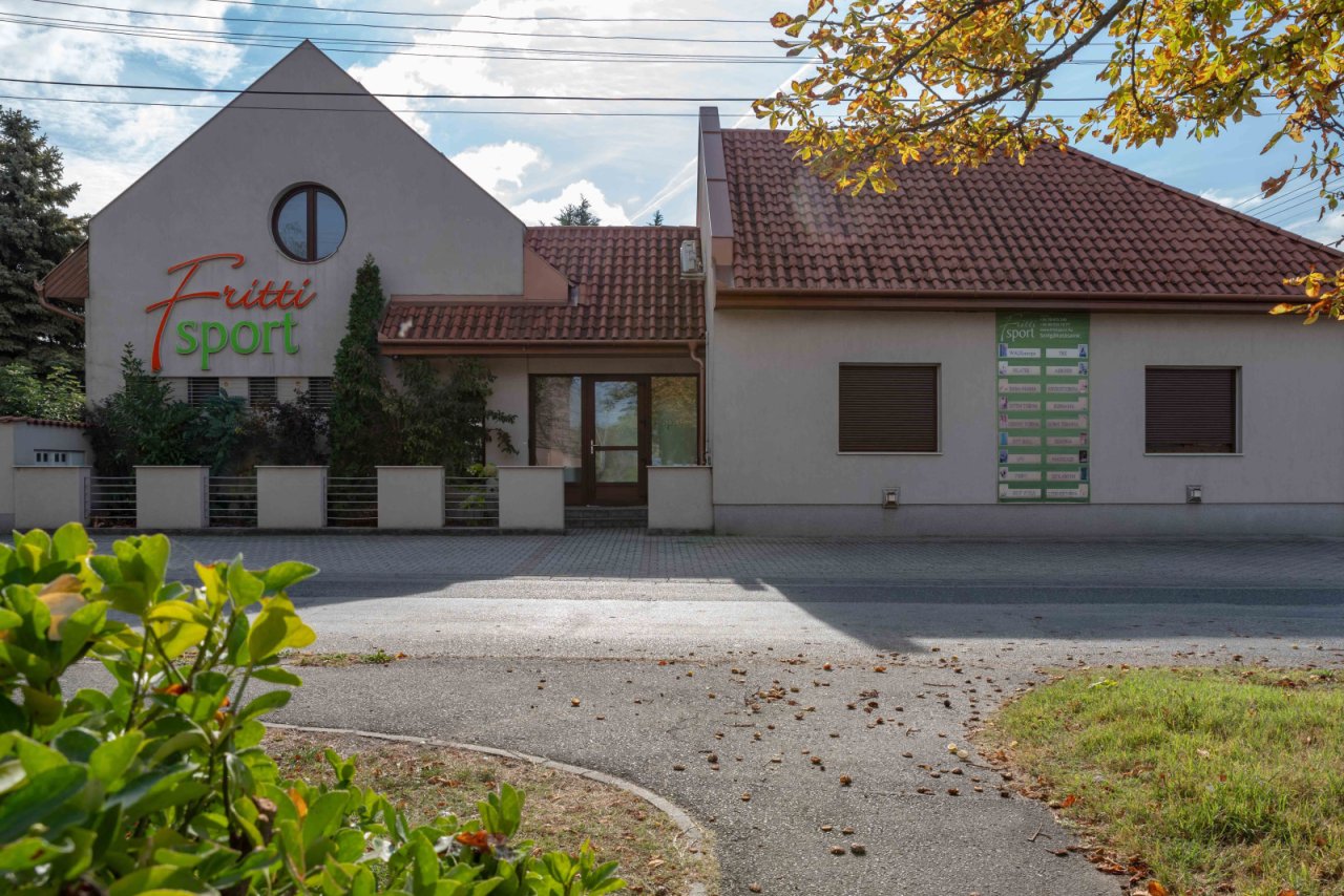 (AAA) Ein vielseitiger Komplex zum wohnen und arbeiten (KK033-M)