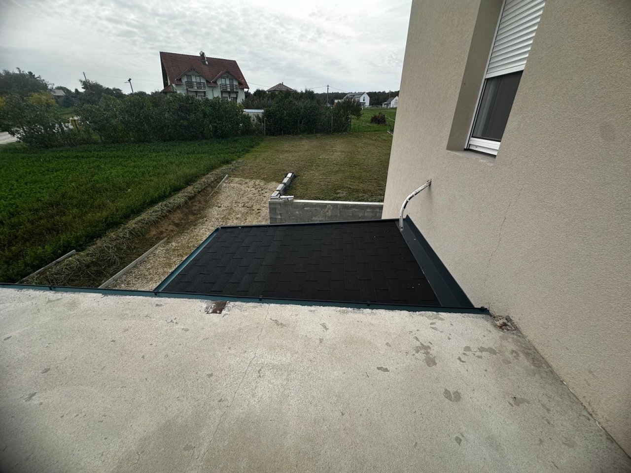 (AAA) Modernes Smart-Home mit Panoramablick auf den Balaton (BI25195)
