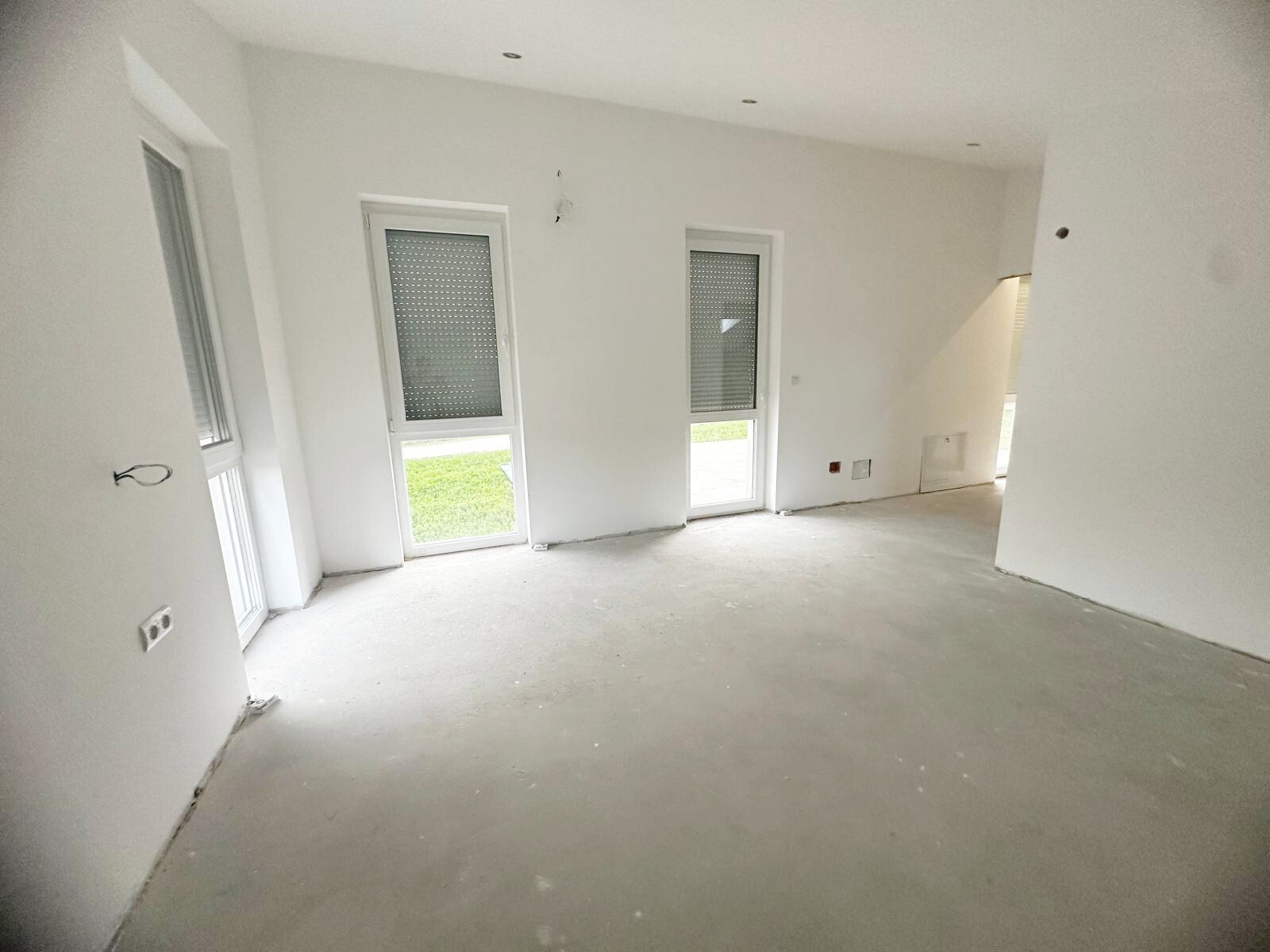 (AAA) Modernes Smart-Home mit Panoramablick auf den Balaton (BI25195)