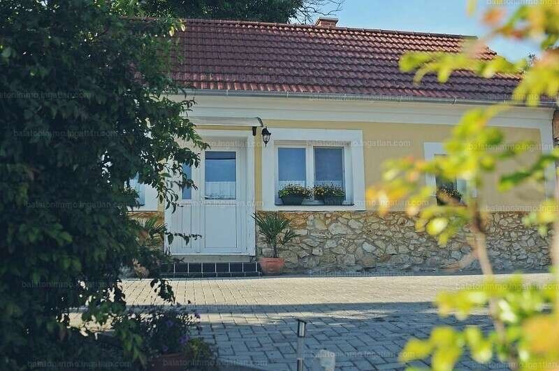 (AAA) Mehrgenerationenhaus in wunderschöner Landschaft
