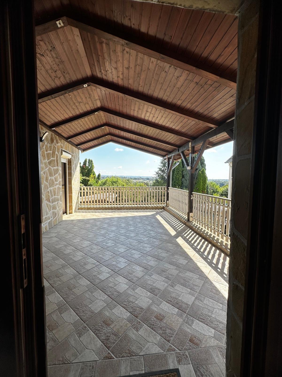 (ABA) Einfamilienhaus mit Panoramablick auf Héviz (BI1708)