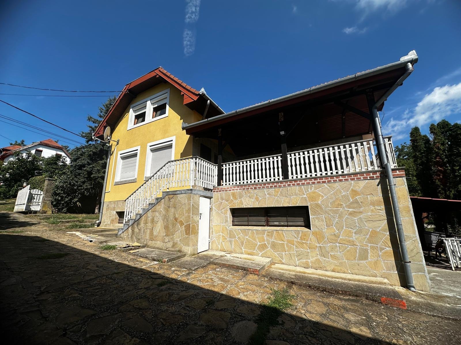 (ABA) Einfamilienhaus mit Panoramablick auf Héviz