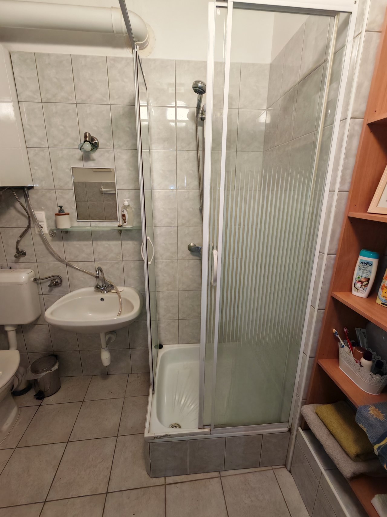 (AAA) Großes Landhaus mit Einliegerwohnung in sehr ruhiger, idyllischer Lage &amp; trotzdem zentral (CM250-2)