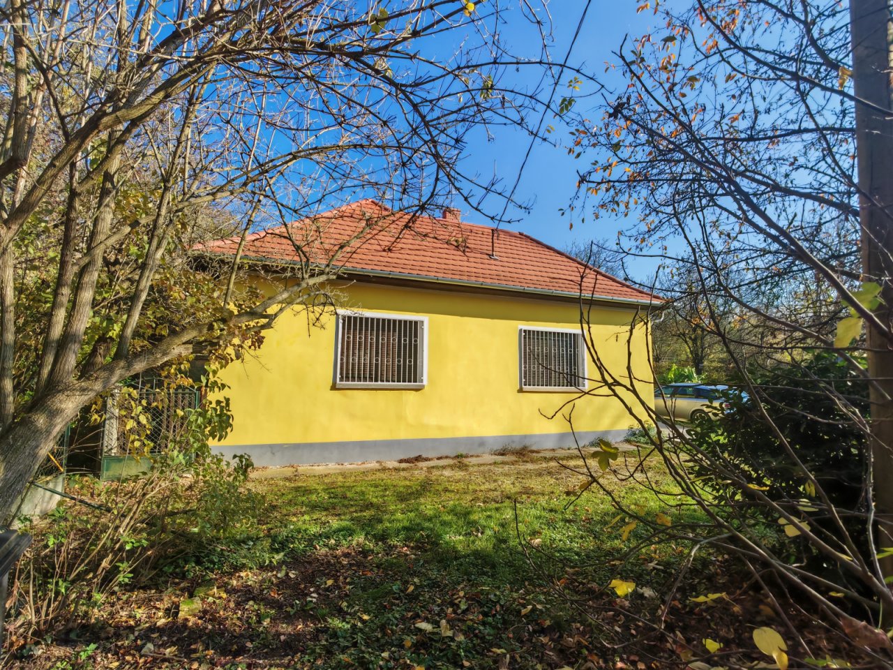 (AAA) Großes Landhaus mit Einliegerwohnung in sehr ruhiger, idyllischer Lage &amp; trotzdem zentral (CM250-2)
