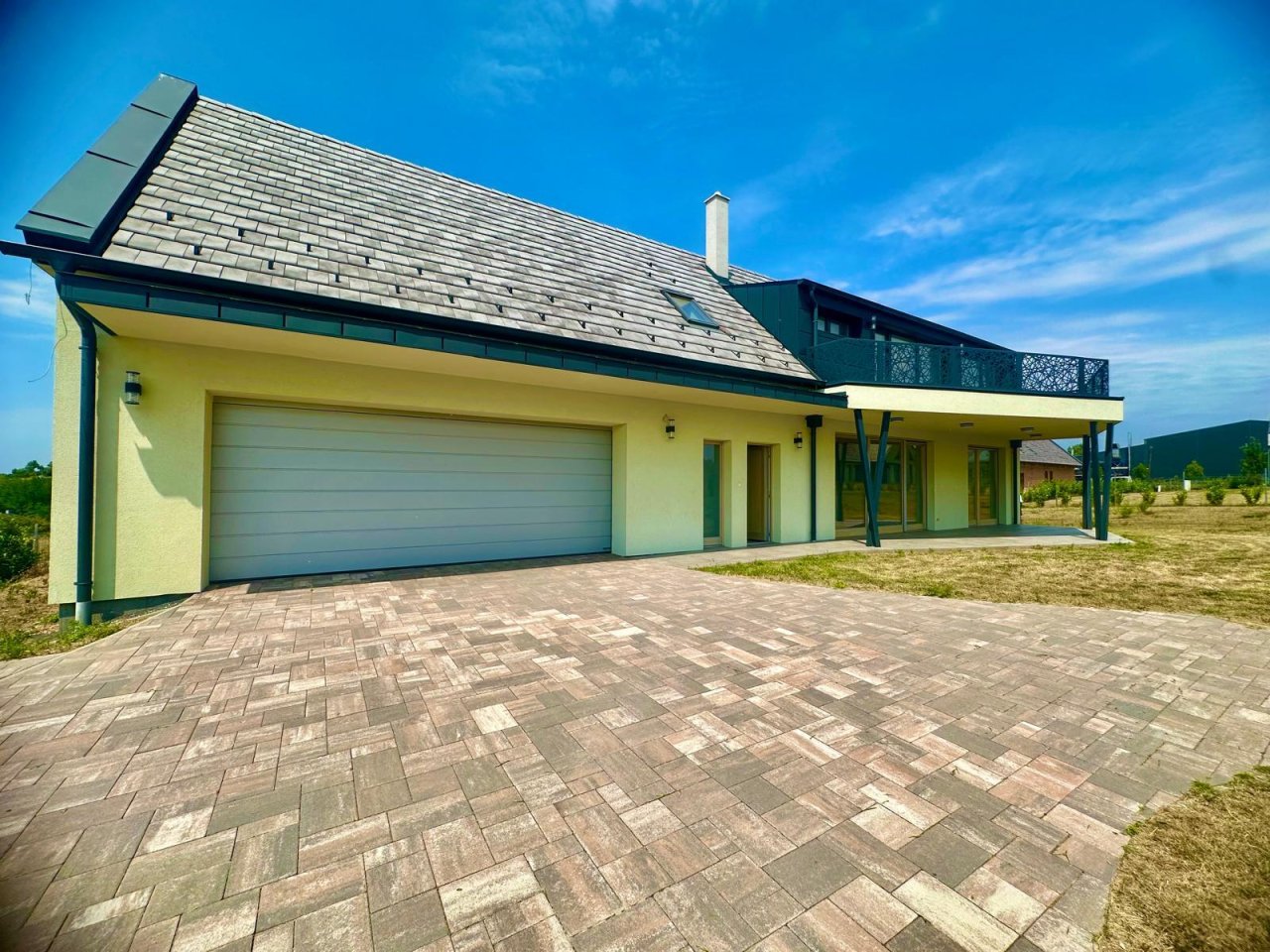 (AAA) Neu erbautes, exklusives Einfamilienhaus (BI6674)