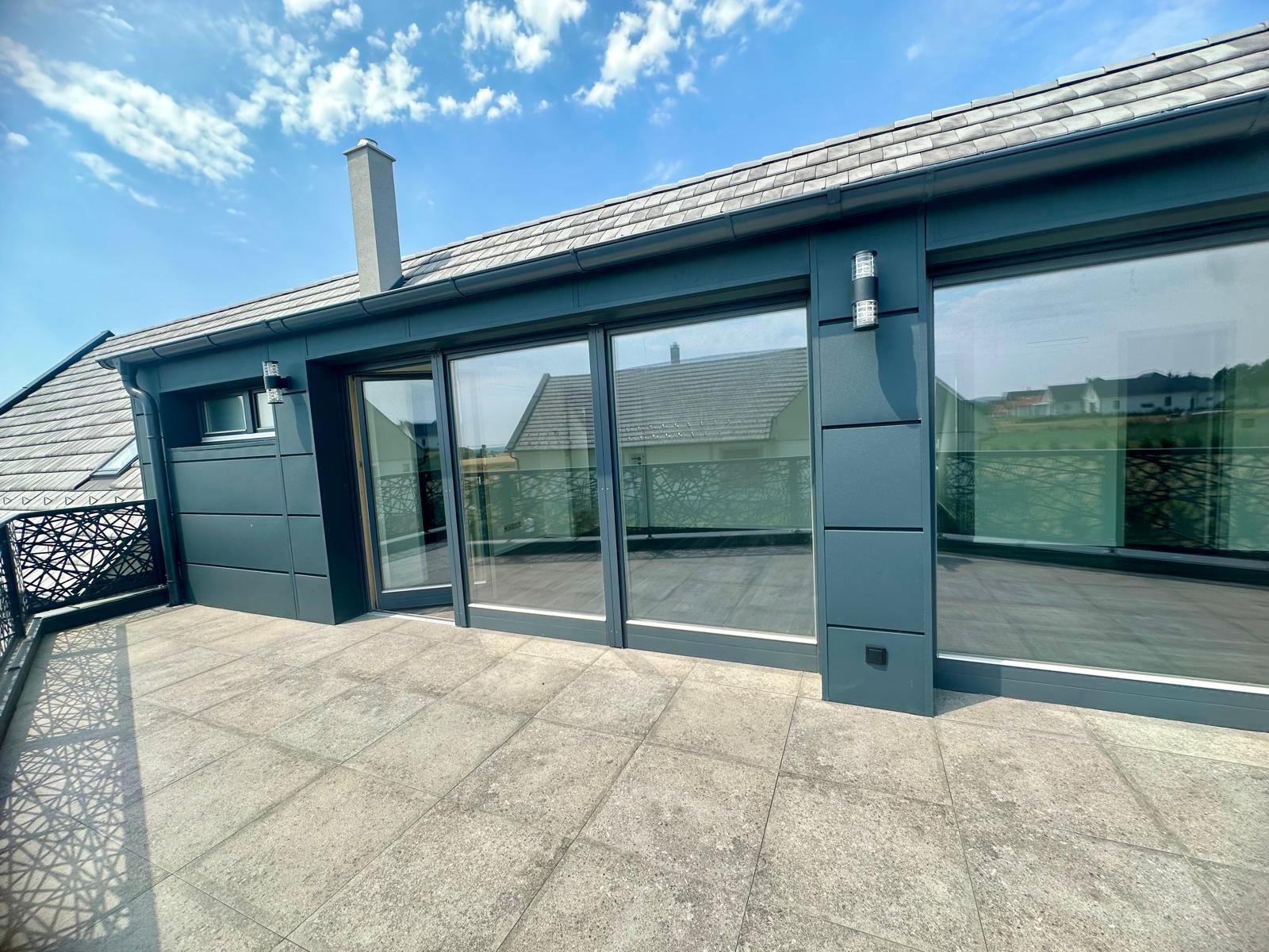 (AAA) Neu erbautes, exklusives Einfamilienhaus (BI6674)