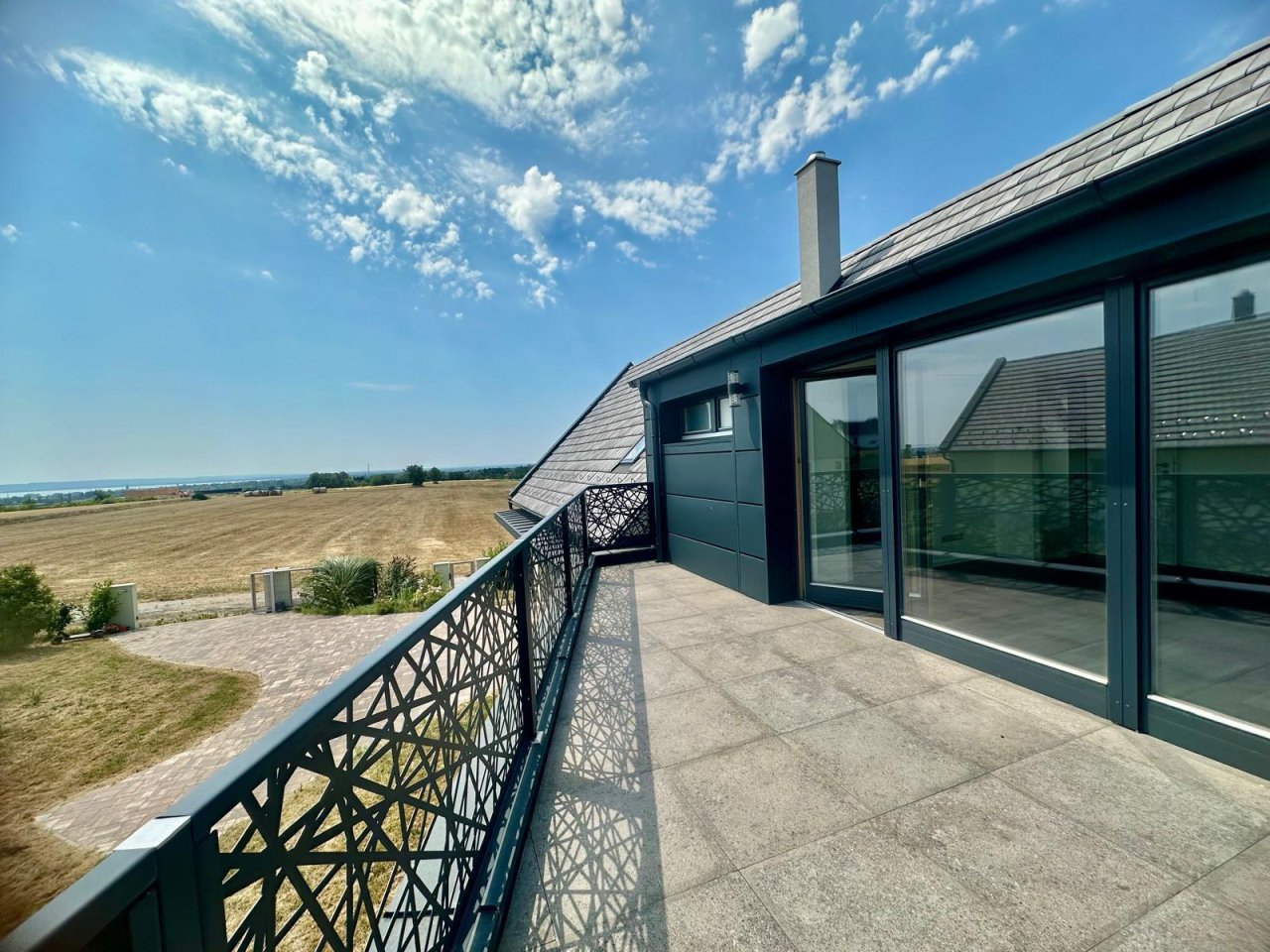 (AAA) Neu erbautes, exklusives Einfamilienhaus (BI6674)