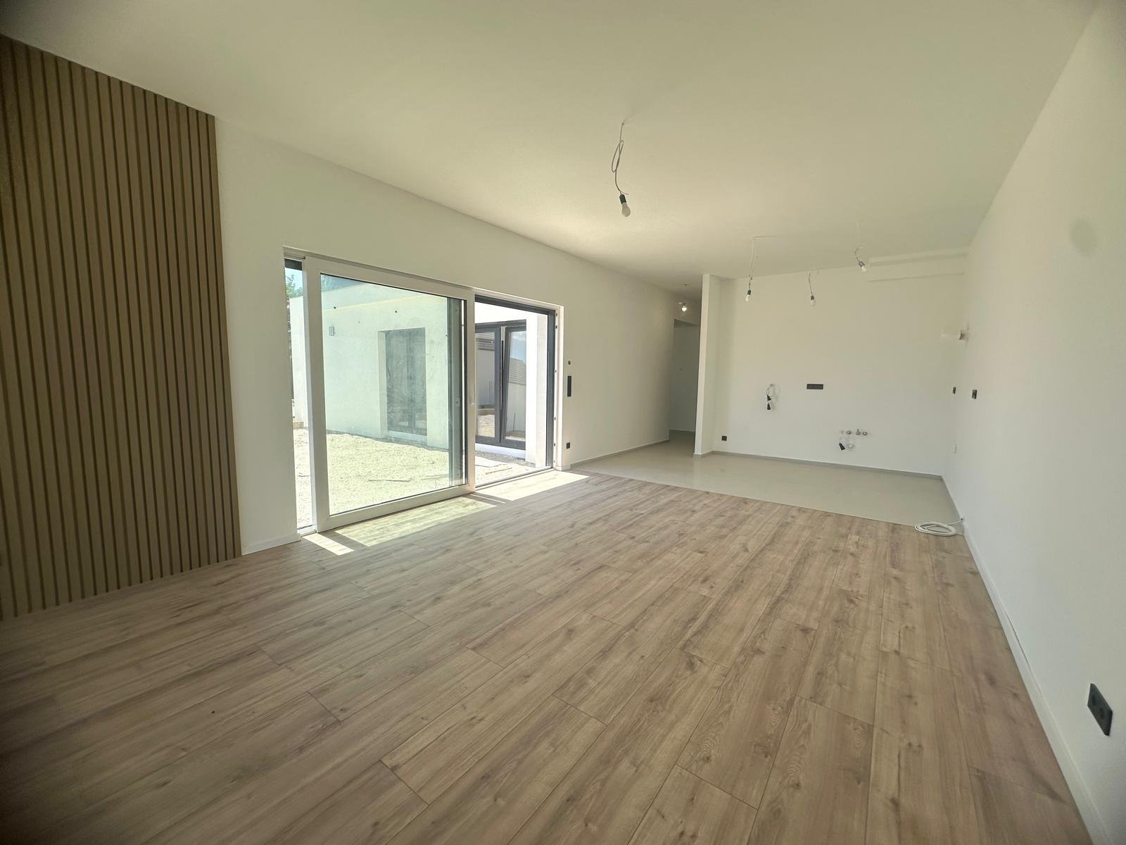 (AAA) Neu erbautes, exklusives Einfamilienhaus am Nordufer (BI9953)