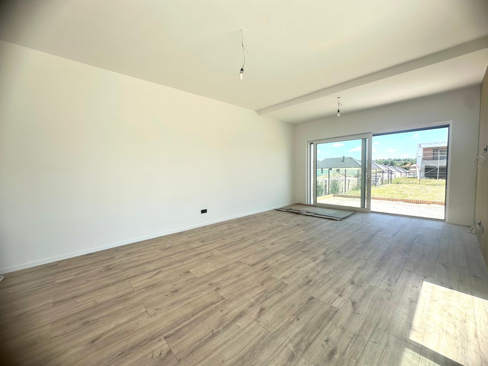 (AAA) Neu erbautes, exklusives Einfamilienhaus am Nordufer (BI9953)