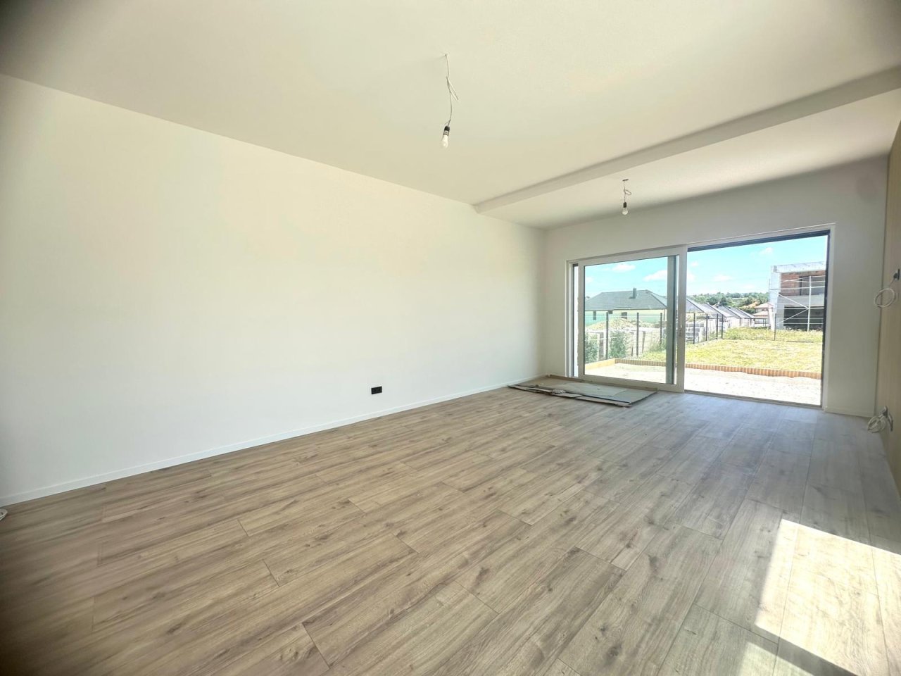 (AAA) Neu erbautes, exklusives Einfamilienhaus am Nordufer (BI9953)