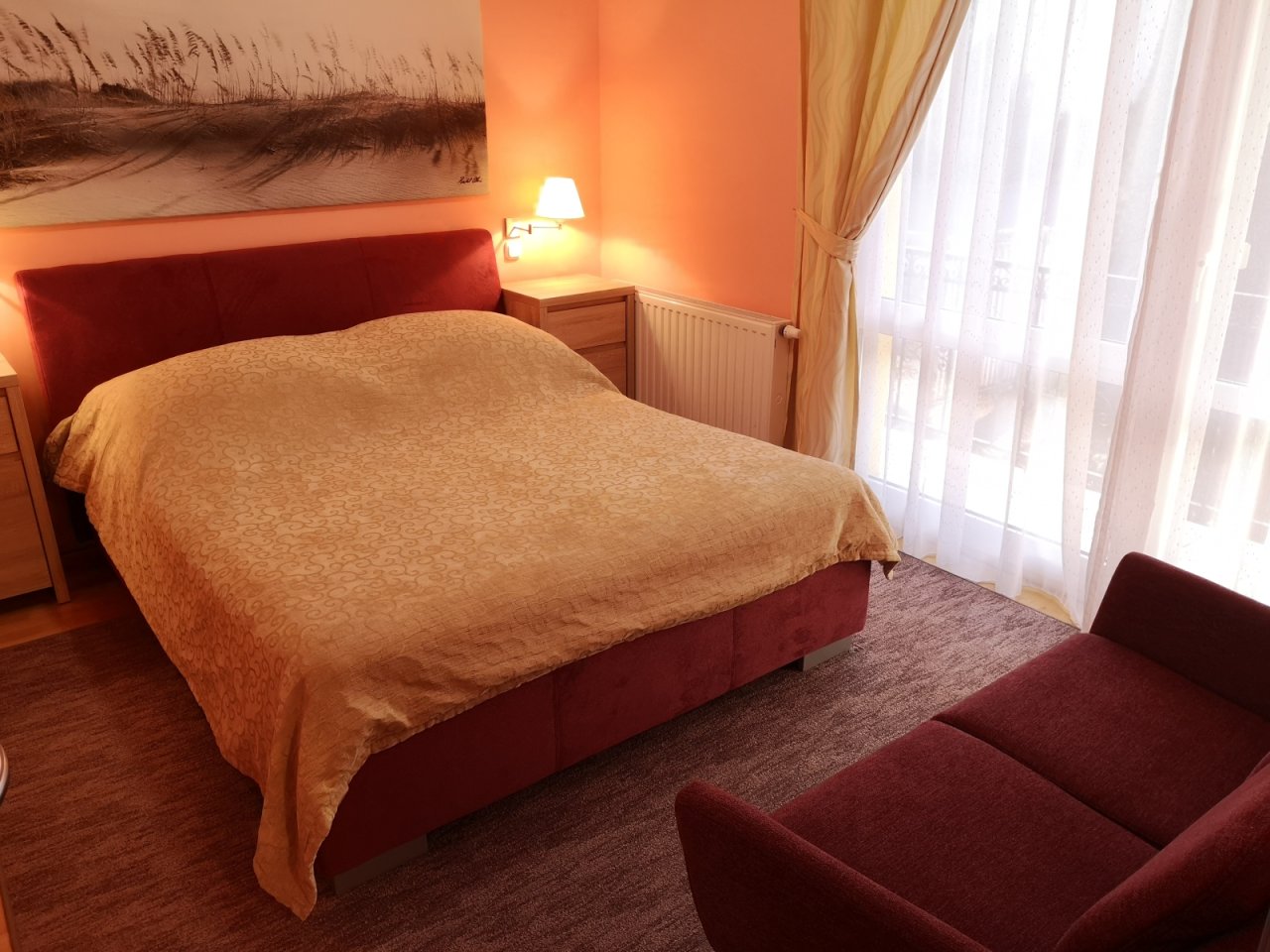 (AAA) Gästehaus mit 5 Apartments in der beliebtesten Straße des Kurorts (KE04)