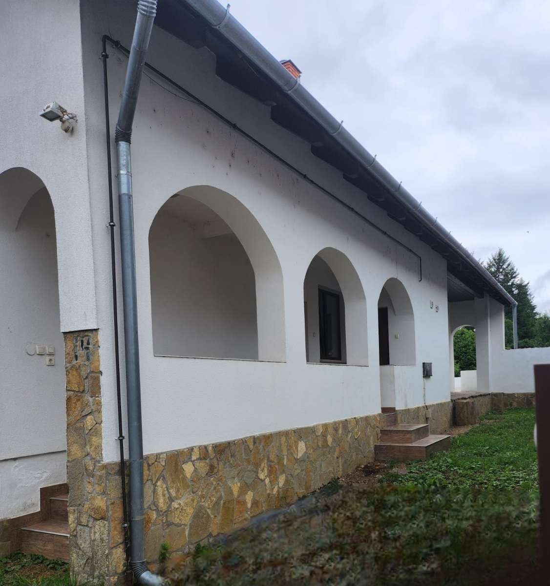 (AAA) Großes individuelles Familienhaus Nähe Österreich