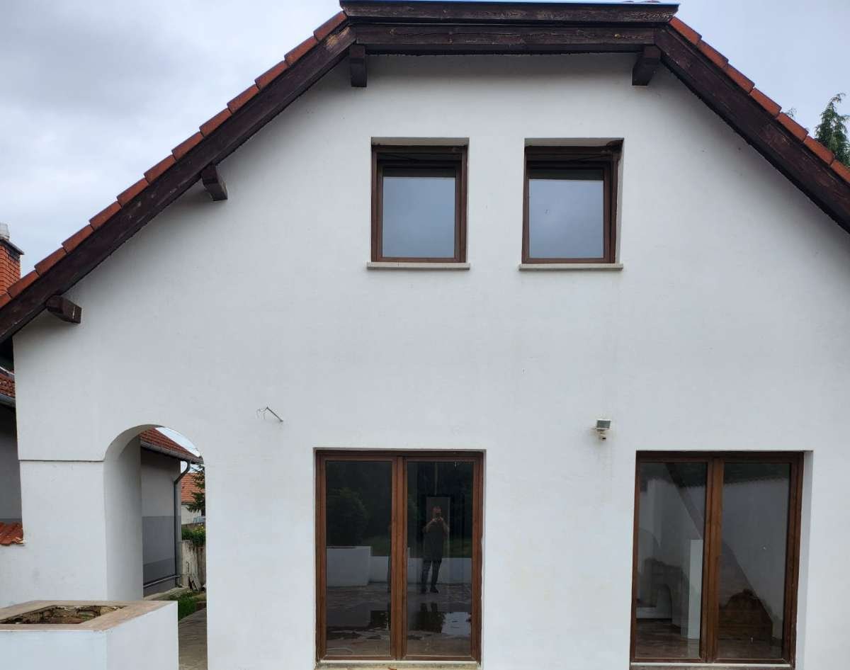 (AAA) Großes individuelles Familienhaus Nähe Österreich