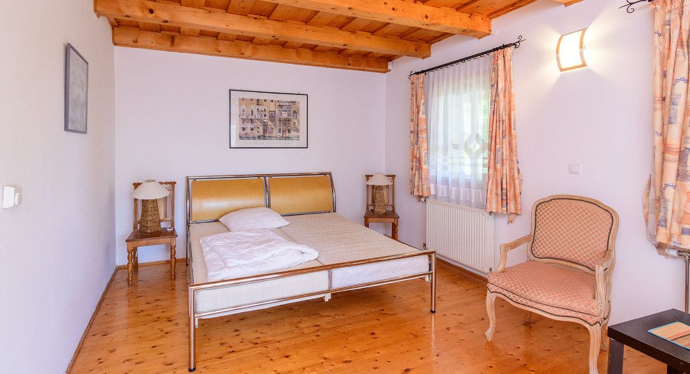 (AAA) Beeindruckenes Landhaus am Nordufer als auch repräsentater Firmensitz (11690)