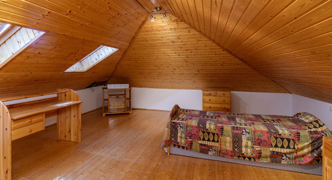(AAA) Beeindruckenes Landhaus am Nordufer als auch repräsentater Firmensitz (11690)