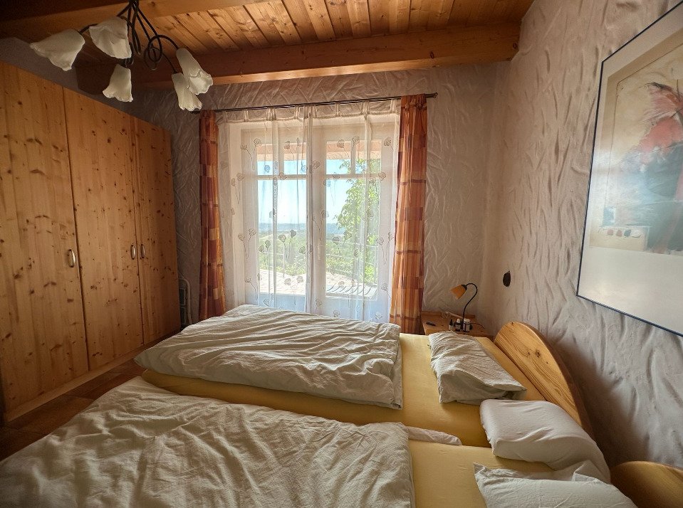 (AAA) Landhaus mit fantastischem Panoramablick oberhalb von Héviz (BI4325)