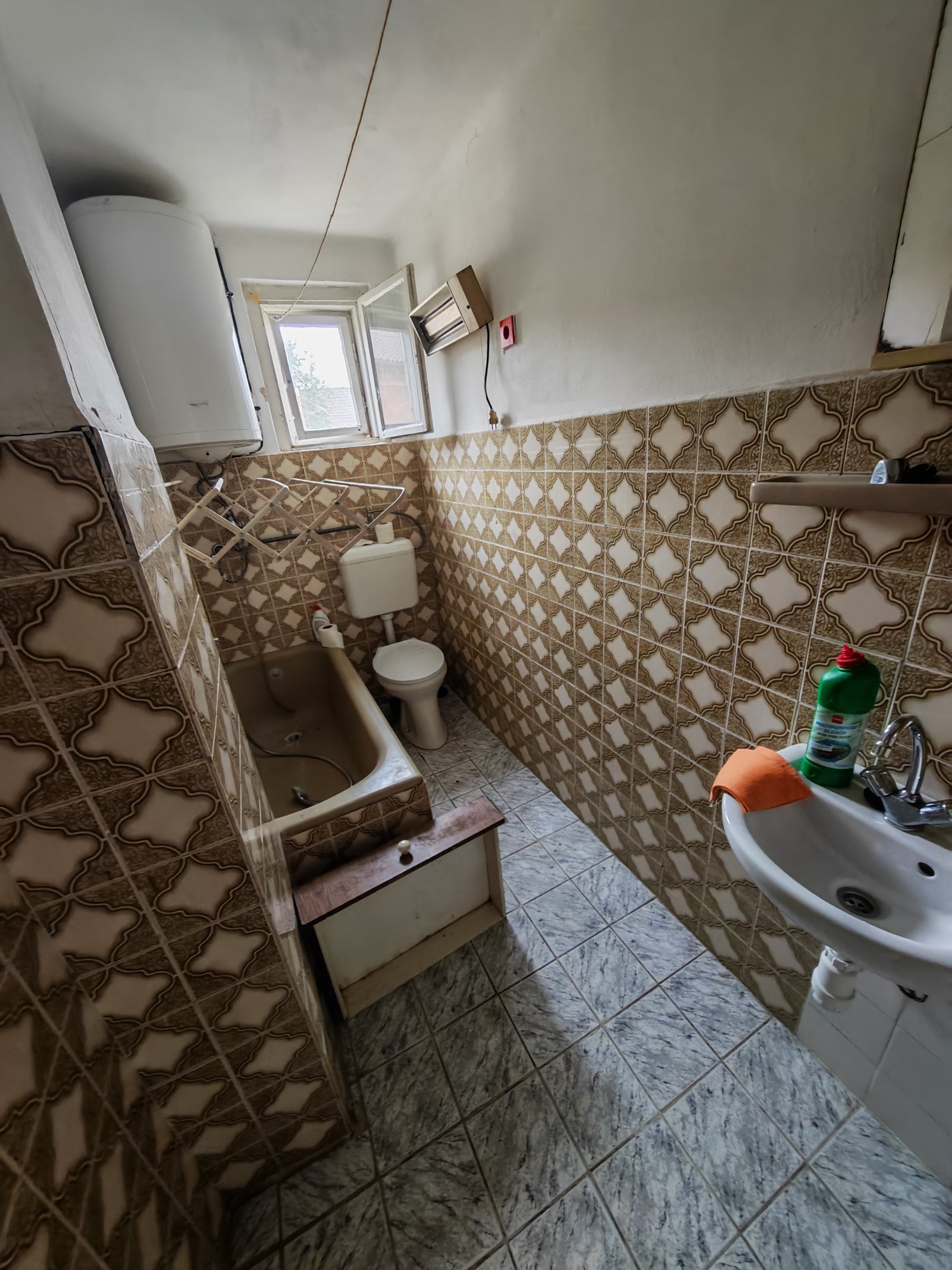 (BBA) Renovierungsbedürftiges Haus am Südufer des Balaton (BB0975)