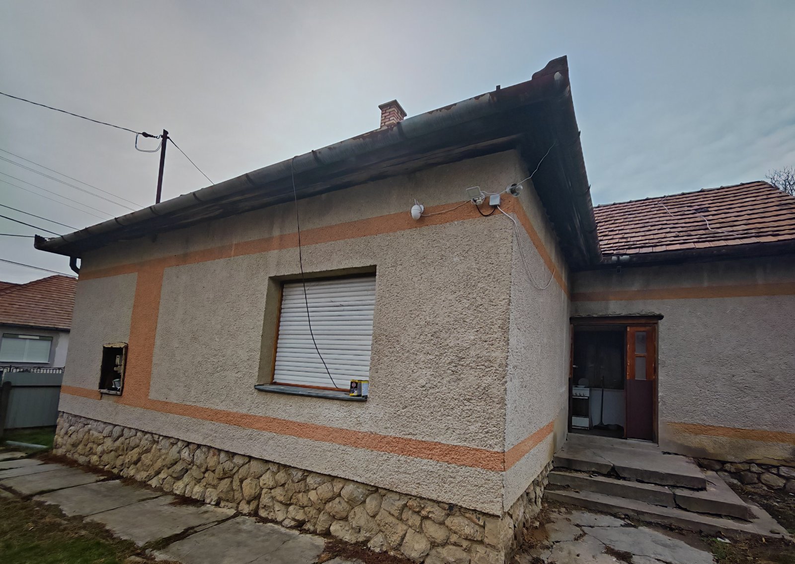 (BBA) Renovierungsbedürftiges Haus in ruhiger Umgebung