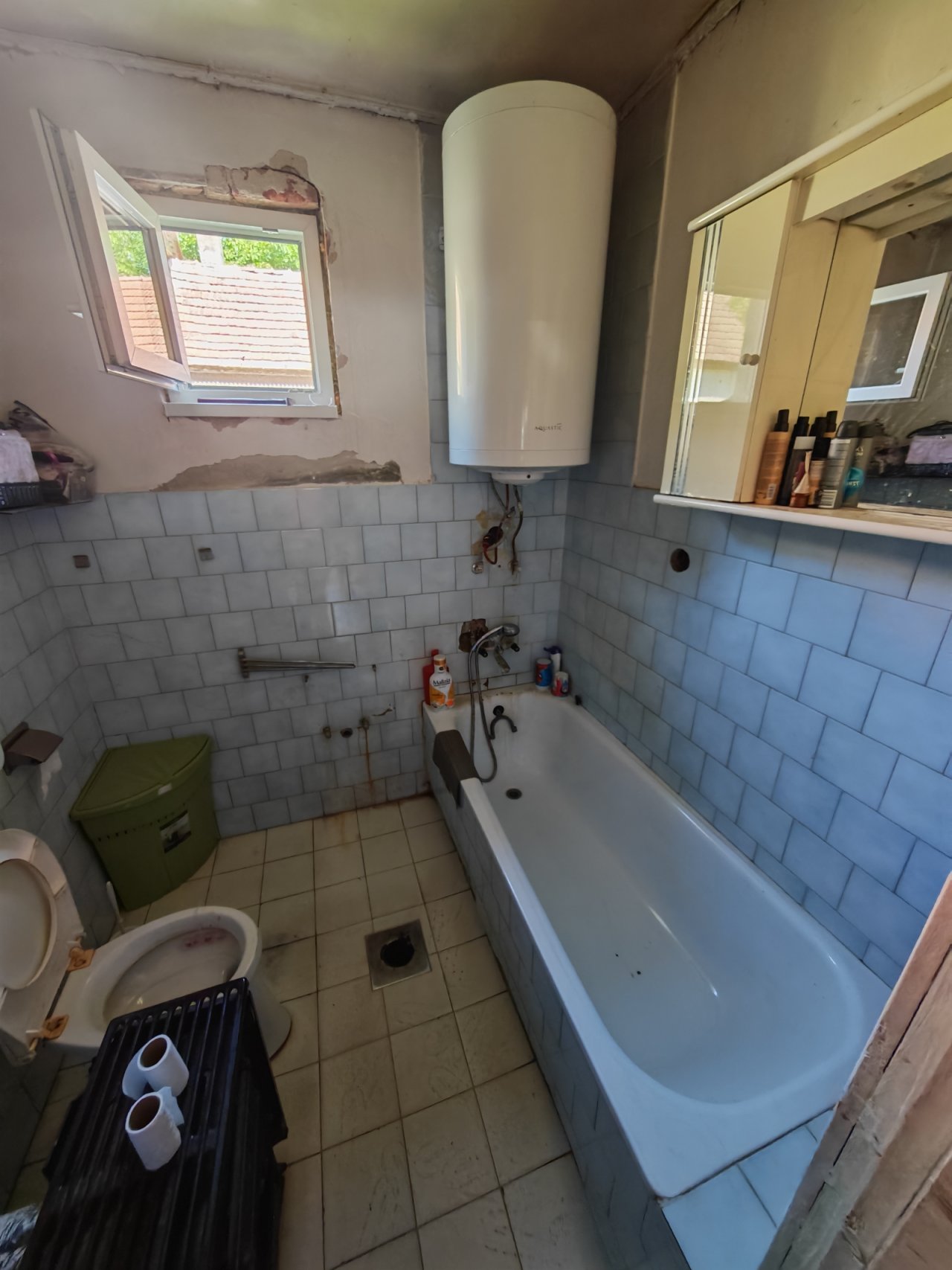 (BCA) Sanierungsbedürftiges Haus in ruhiger Umgebung (BB9366)