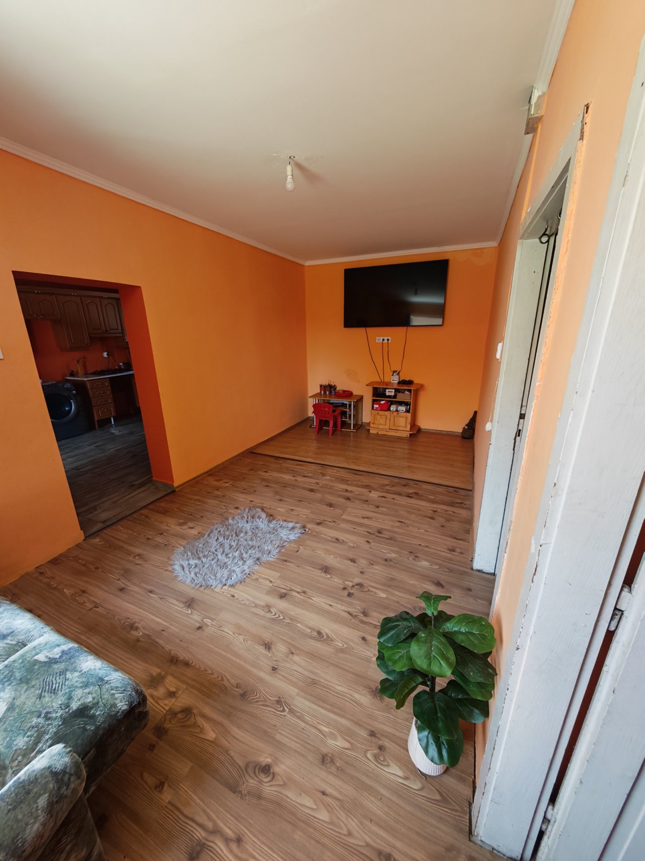 (BCA) Sanierungsbedürftiges Haus in ruhiger Umgebung (BB9366)