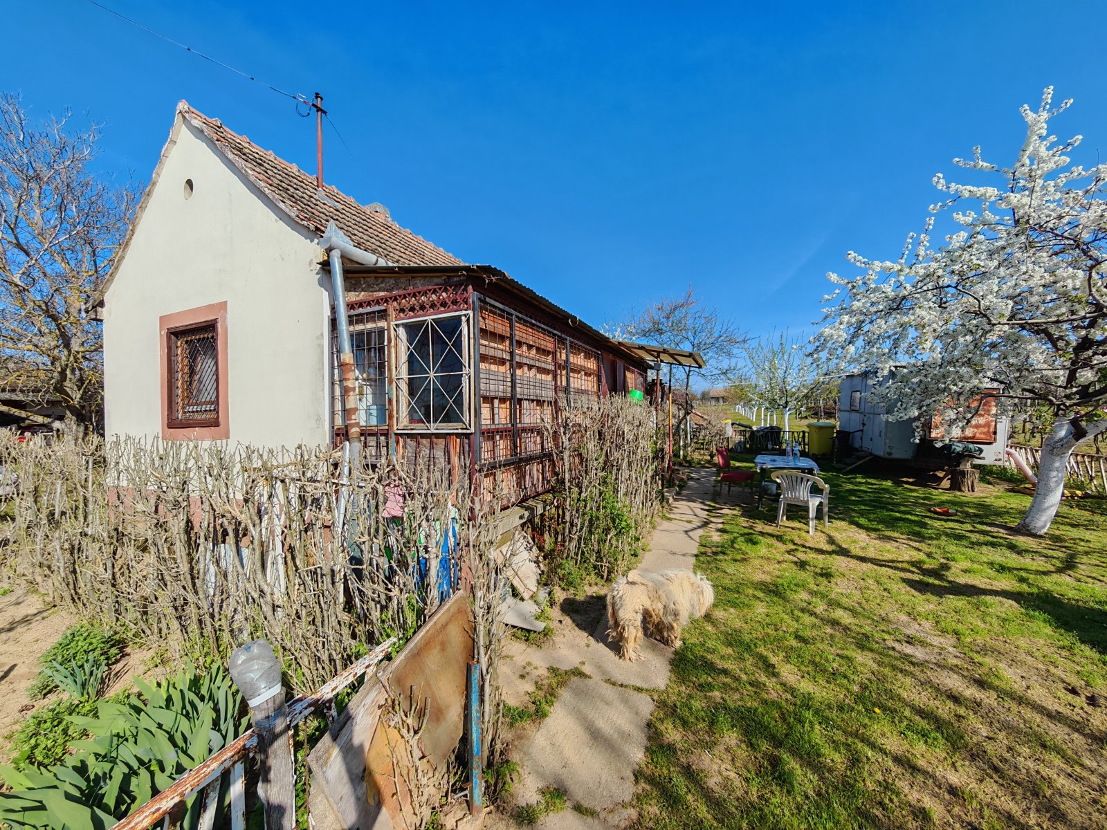 (ABA) Weinberghaus in ruhiger Lage