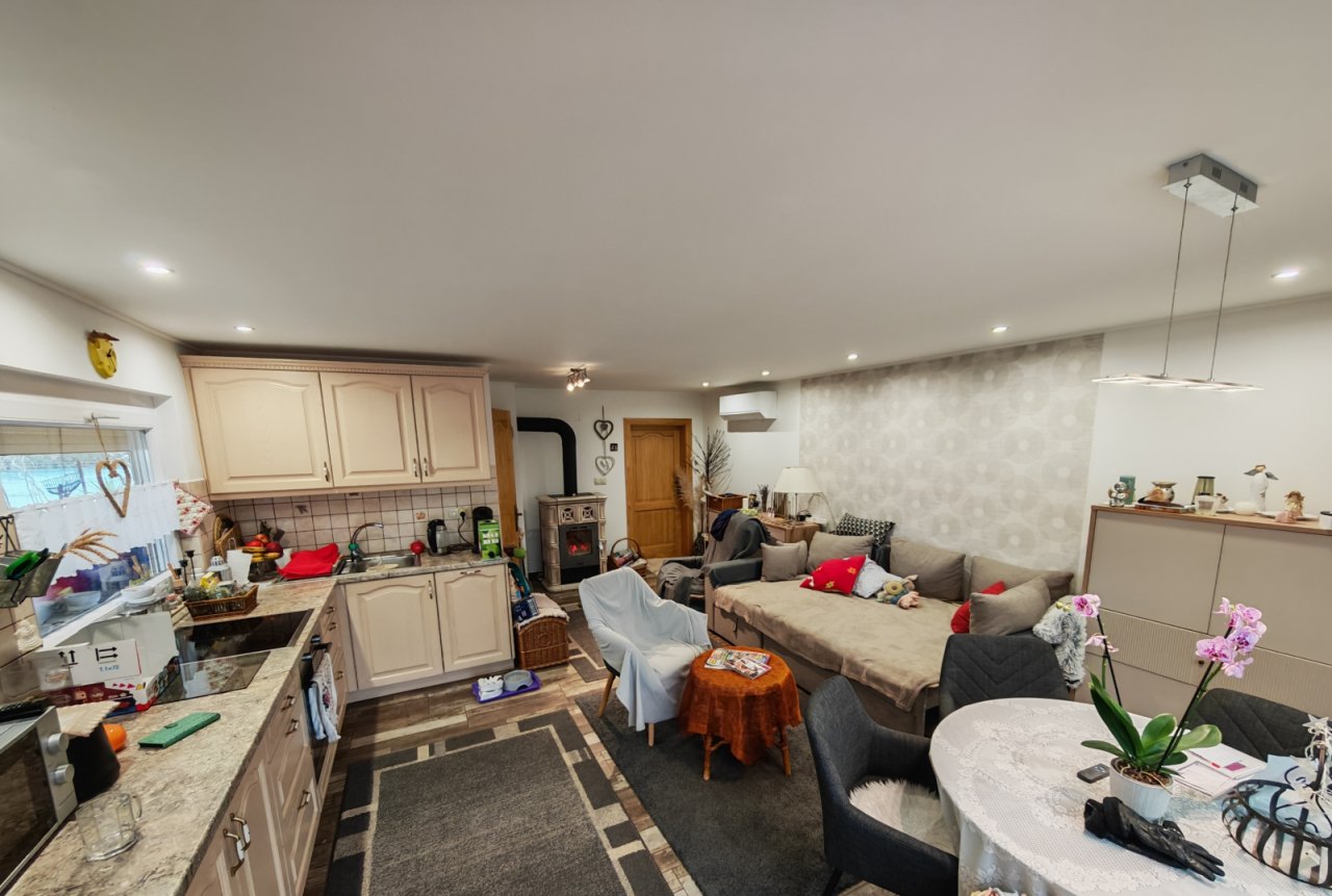 (AAA) Renoviertes Einfamilienhaus in ruhiger Lage (Sackgasse) (BB0129)