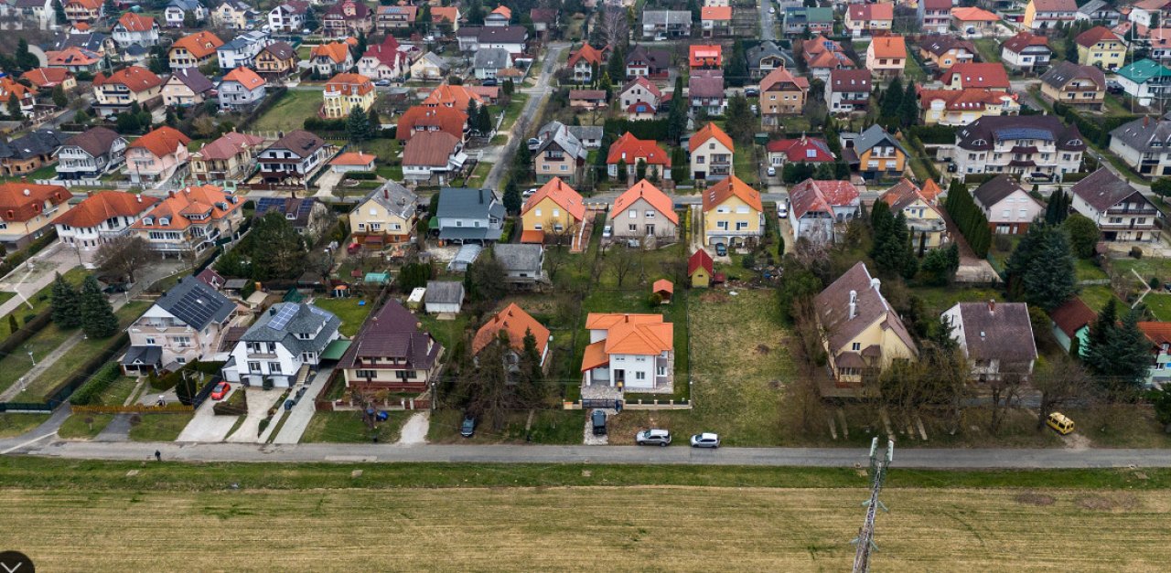 (AAA) Neu erbautes, exklusives Einfamilienhaus (33677)
