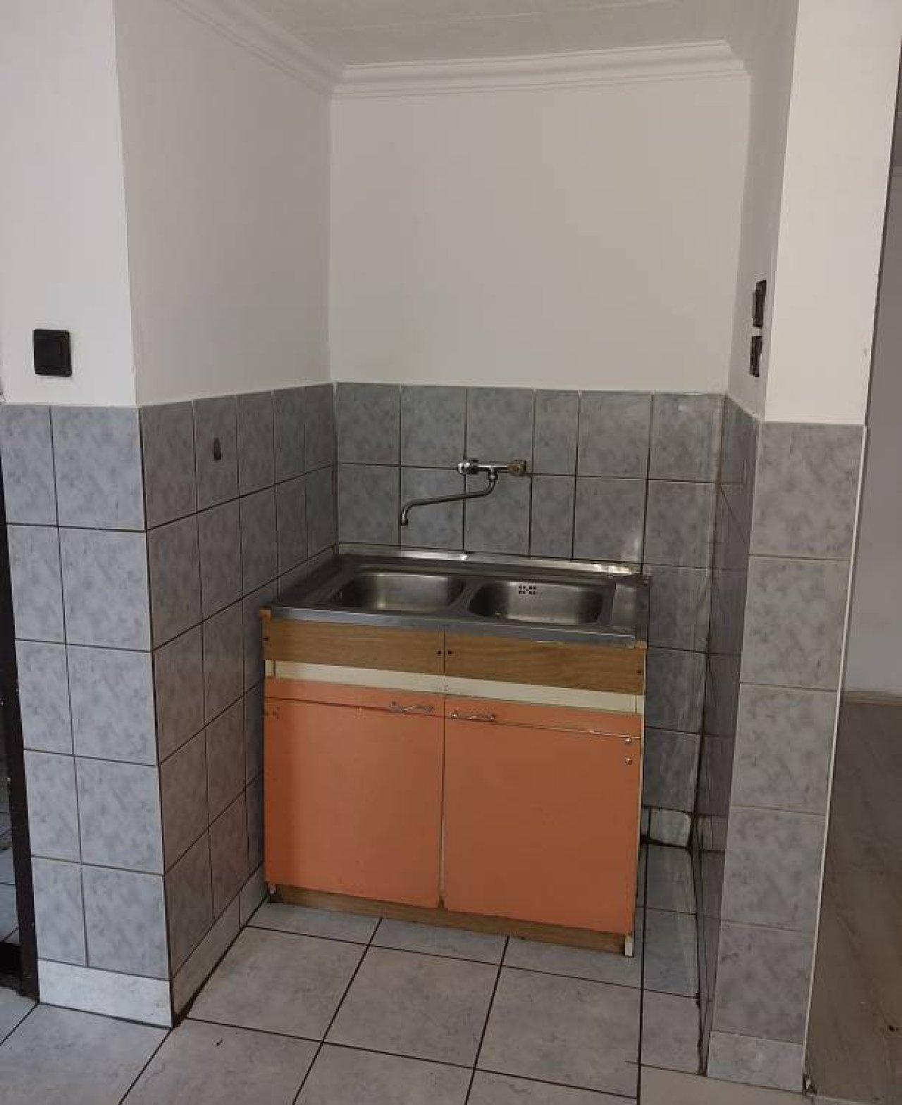 (ABA) Günstige Wohnung in einen Zweifamilienhaus / Wohnkarte möglich! (BKM02-2)