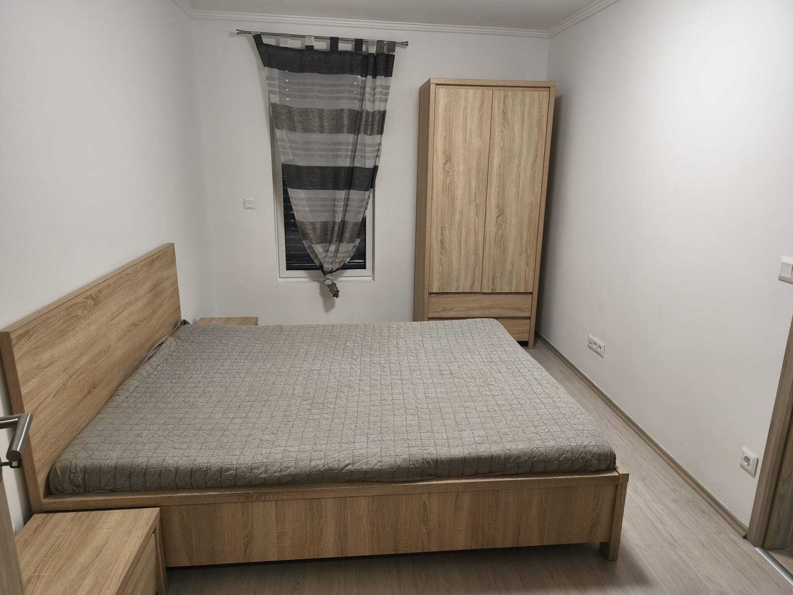 (AAA) Möbelierte Wohnung im Zentrum mit Tiefgaragenplatz (KK054)