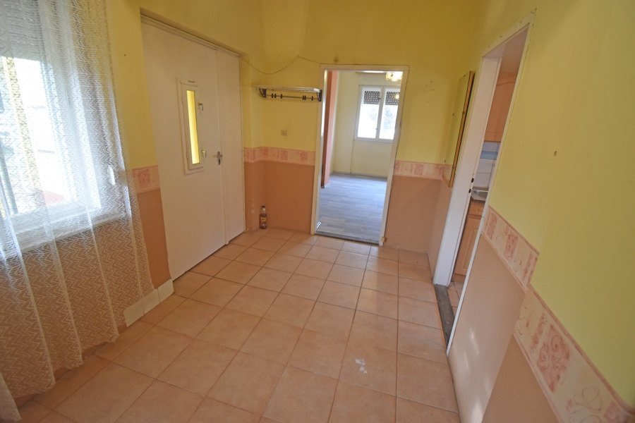 (ABA) Ein gutes Wohnhaus in einer ruhigen und netten Gegend (FER2137)