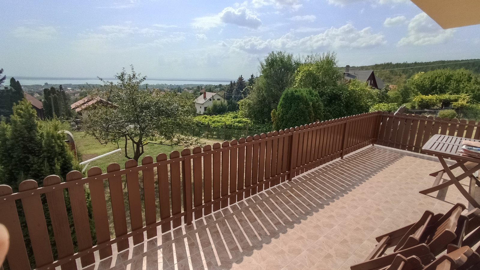 (ABA) Einfamilienhaus mit Panoramablick auf den See (FB1118)