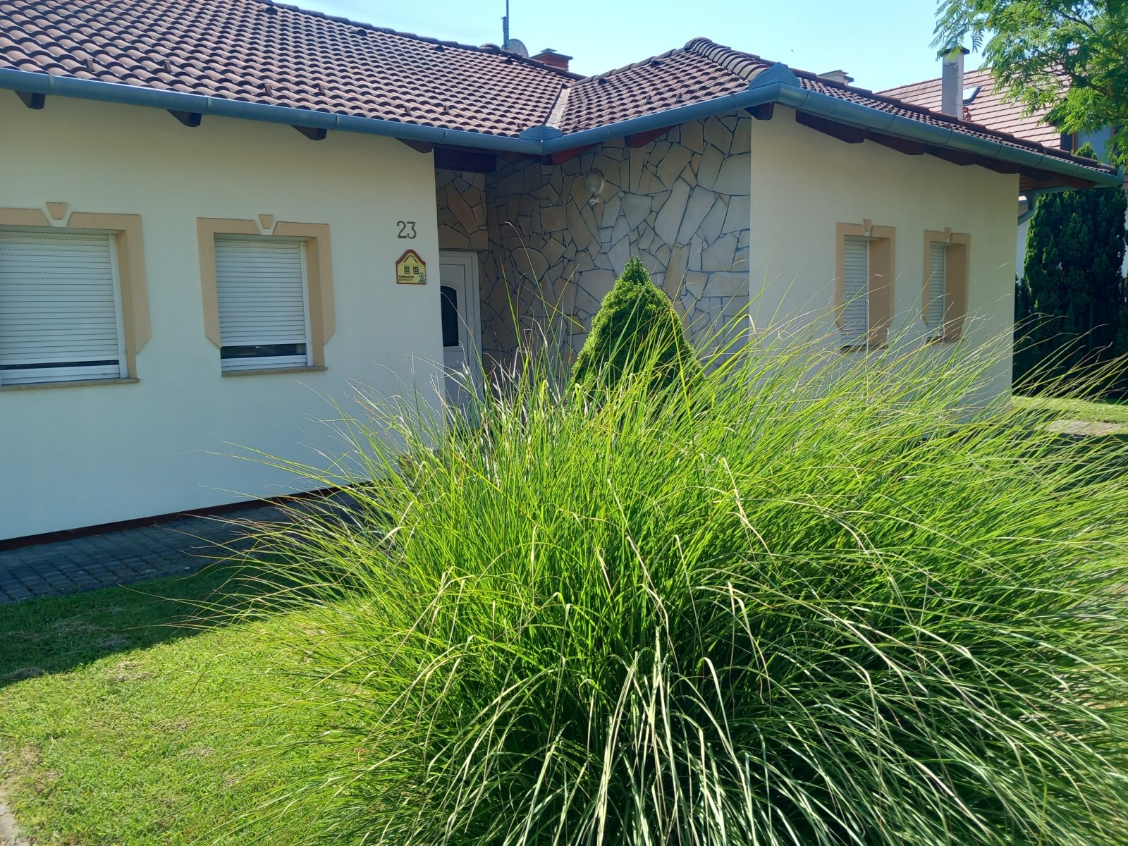 (AAA) Neuwertiger Bungalow & 2 Apartments im Thermalbad Nähe Balaton (KK056)