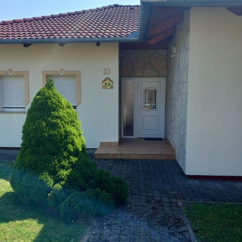 (AAA) Neuwertiger Bungalow &amp;  2 Apartments im Thermalbad Nähe Balaton