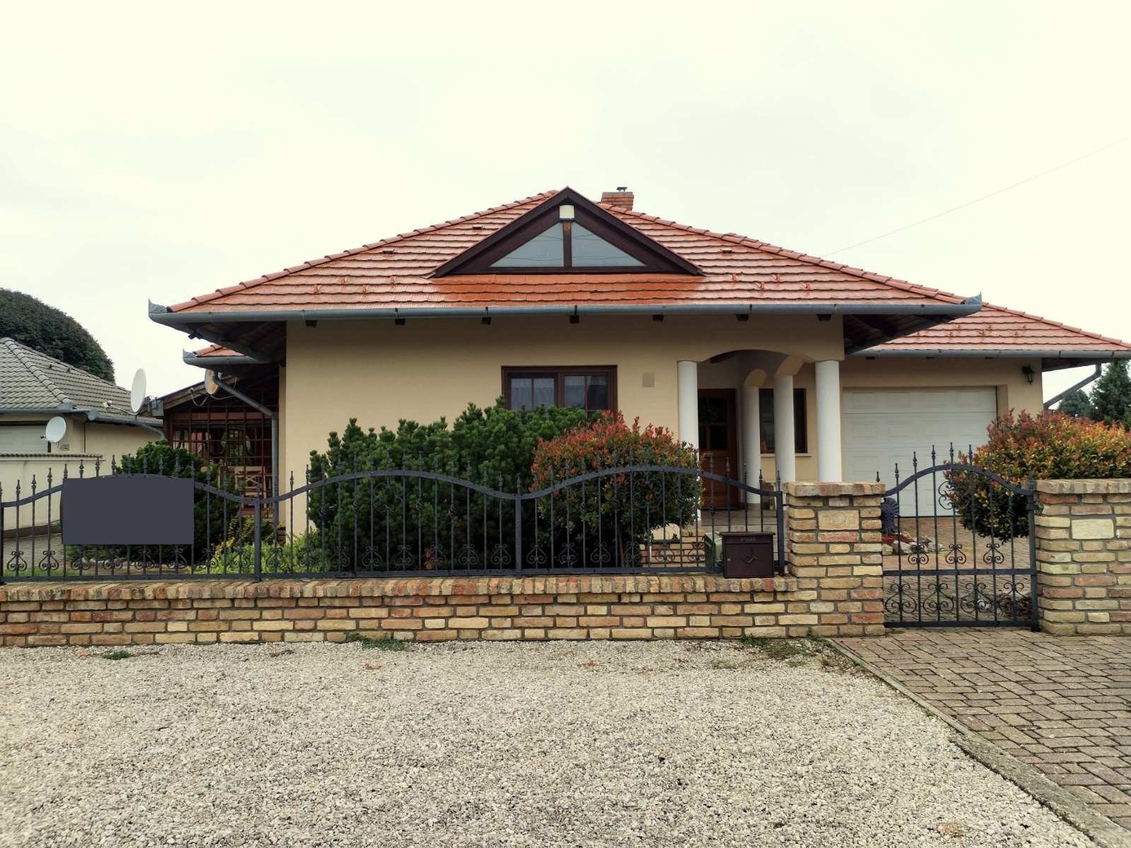 (AAA) Stilvolles Einfamilienhaus 800 Meter vom Ufer des Balaton