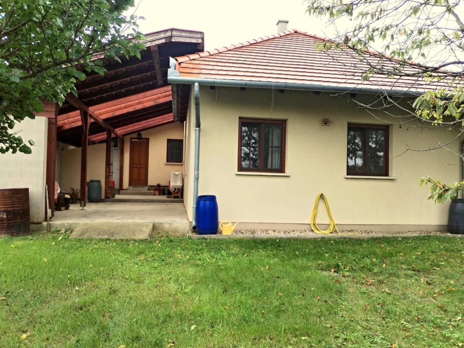 (AAA) Stilvolles Einfamilienhaus 800 Meter vom Ufer des Balaton (FAR1902)