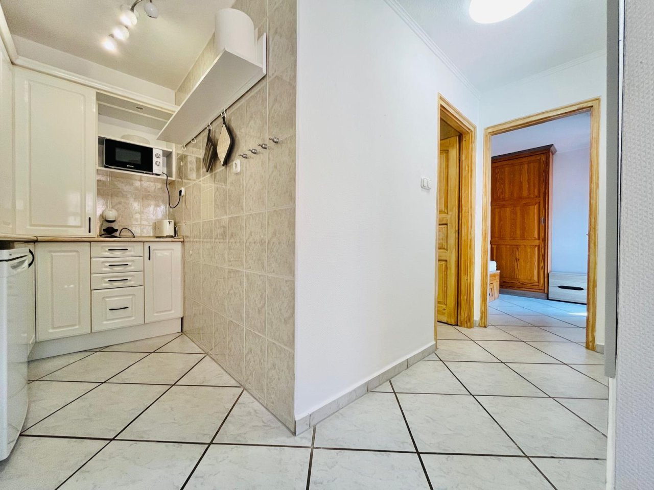 (AAA) Renoviertes Zweifamilienhaus in Strandnähe (ESP1432)