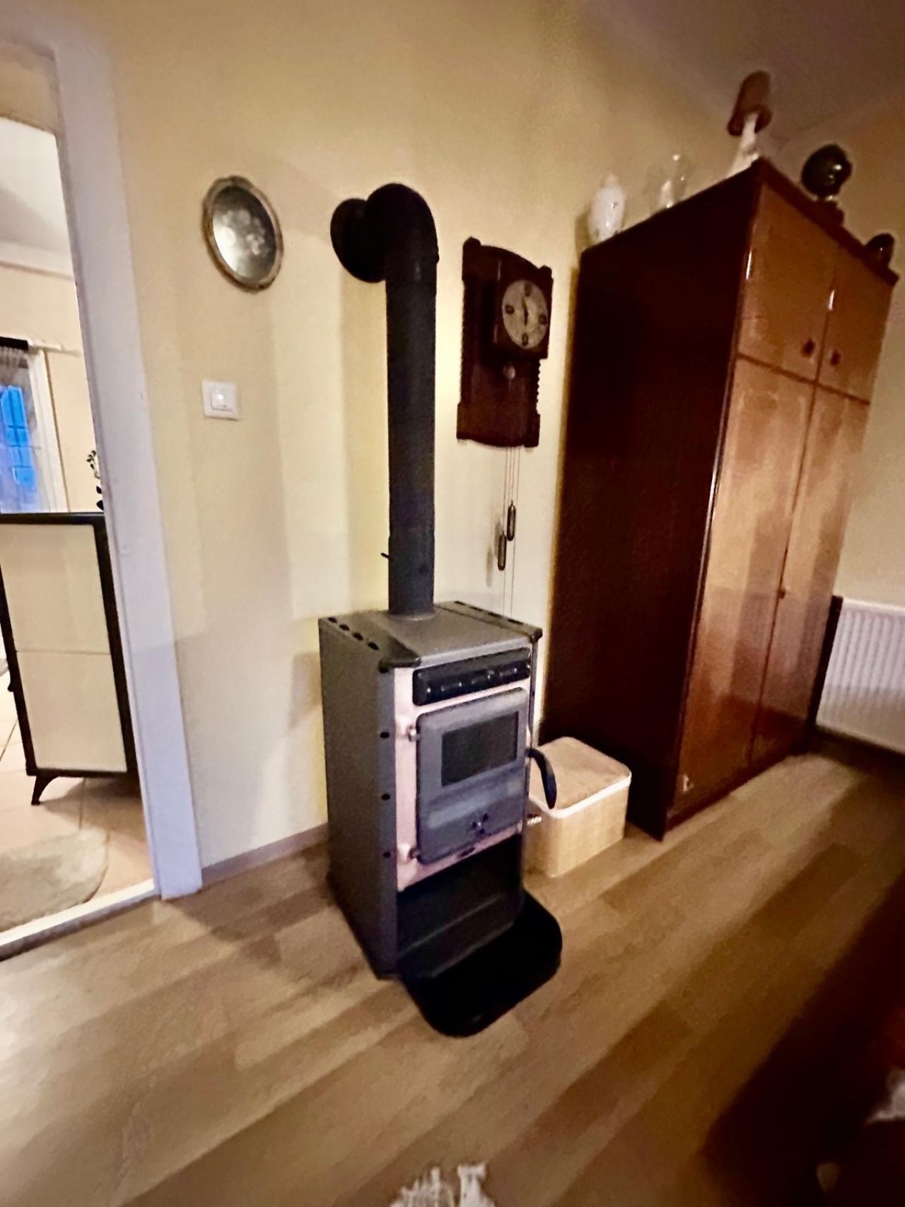 (ABA) Renoviertes Familienhaus in ruhiger, naturnaher Lage (NYV0708)