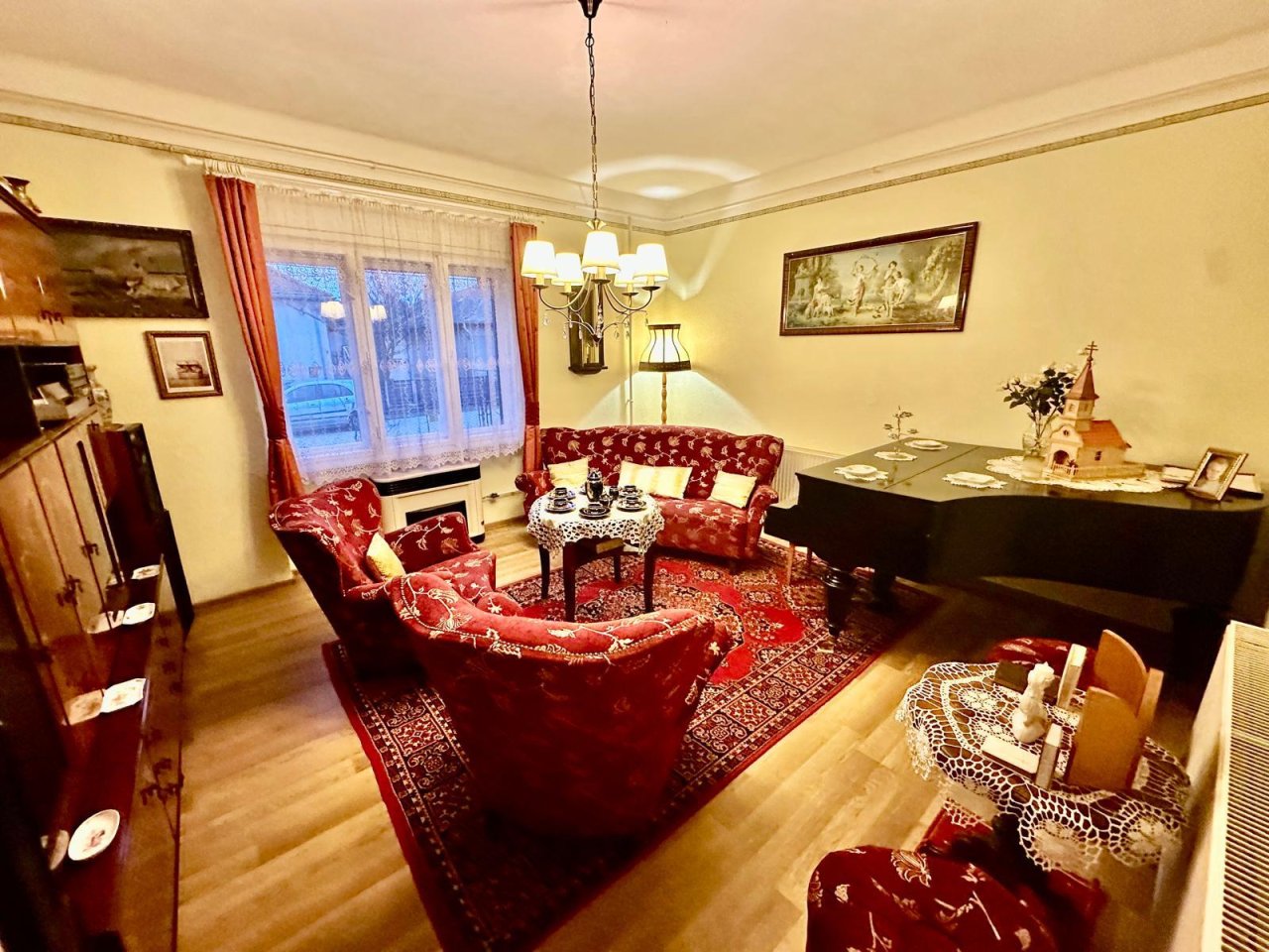 (ABA) Renoviertes Familienhaus in ruhiger, naturnaher Lage (NYV0708)