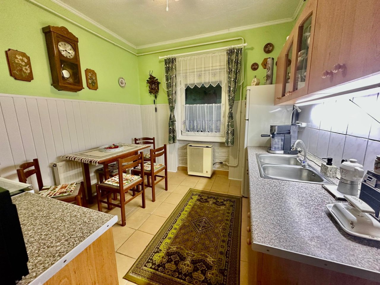 (ABA) Renoviertes Familienhaus in ruhiger, naturnaher Lage (NYV0708)