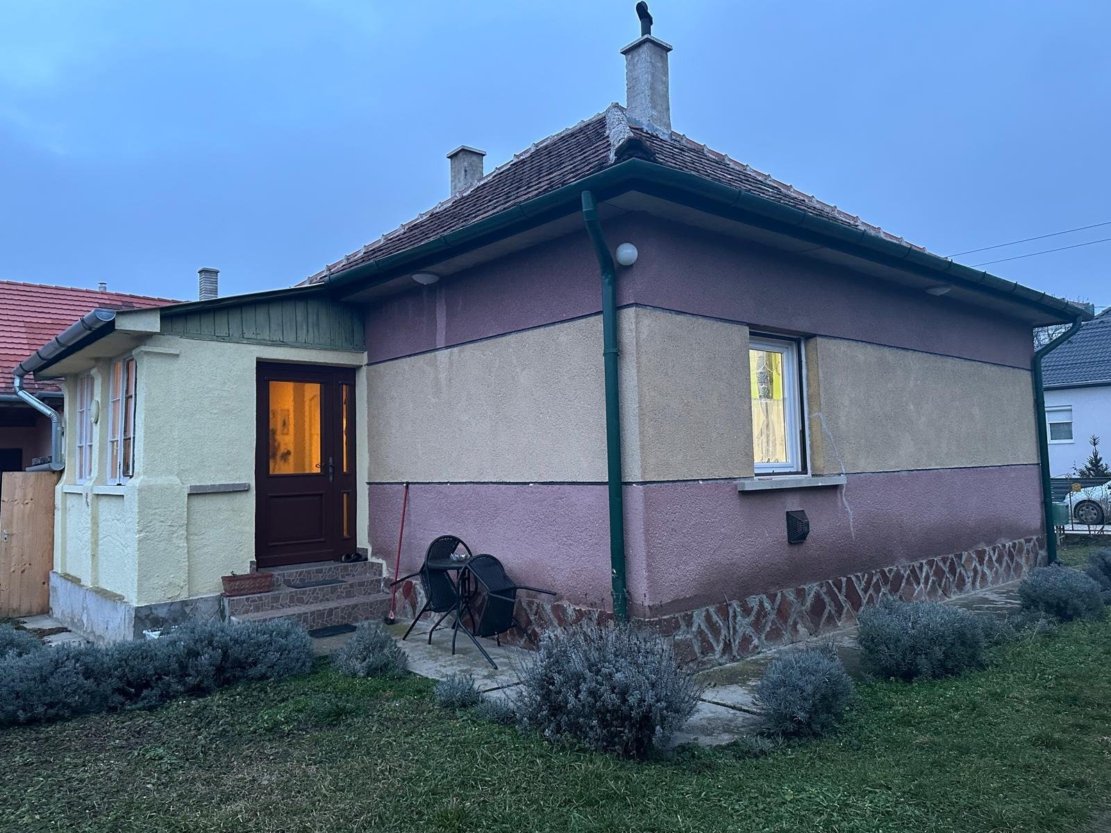 (ABA) Renoviertes Familienhaus in ruhiger, naturnaher Lage