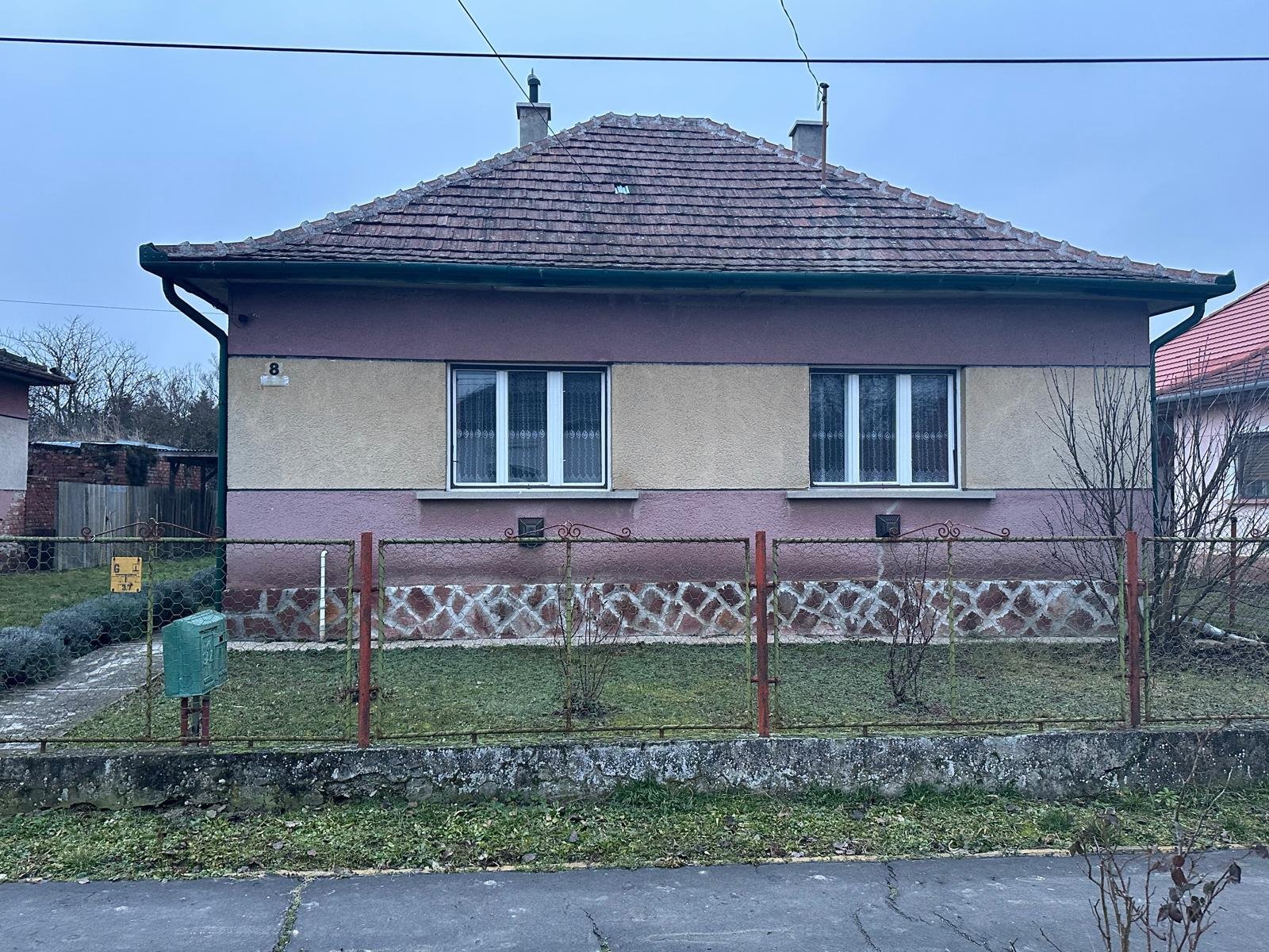 (ABA) Renoviertes Familienhaus in ruhiger, naturnaher Lage