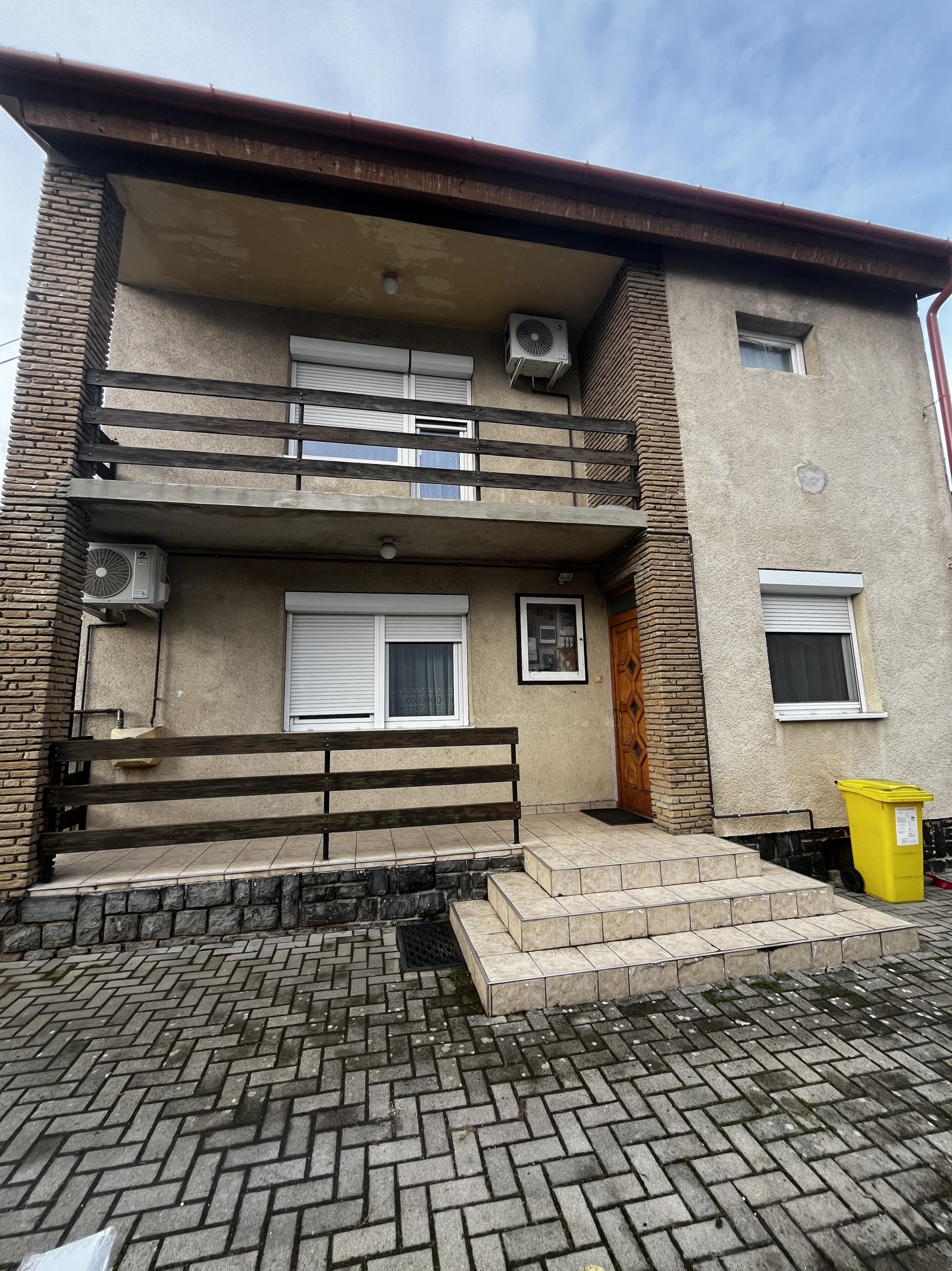 TeiLsaniertes Einfamilienhaus in einer Ruhiger Lage