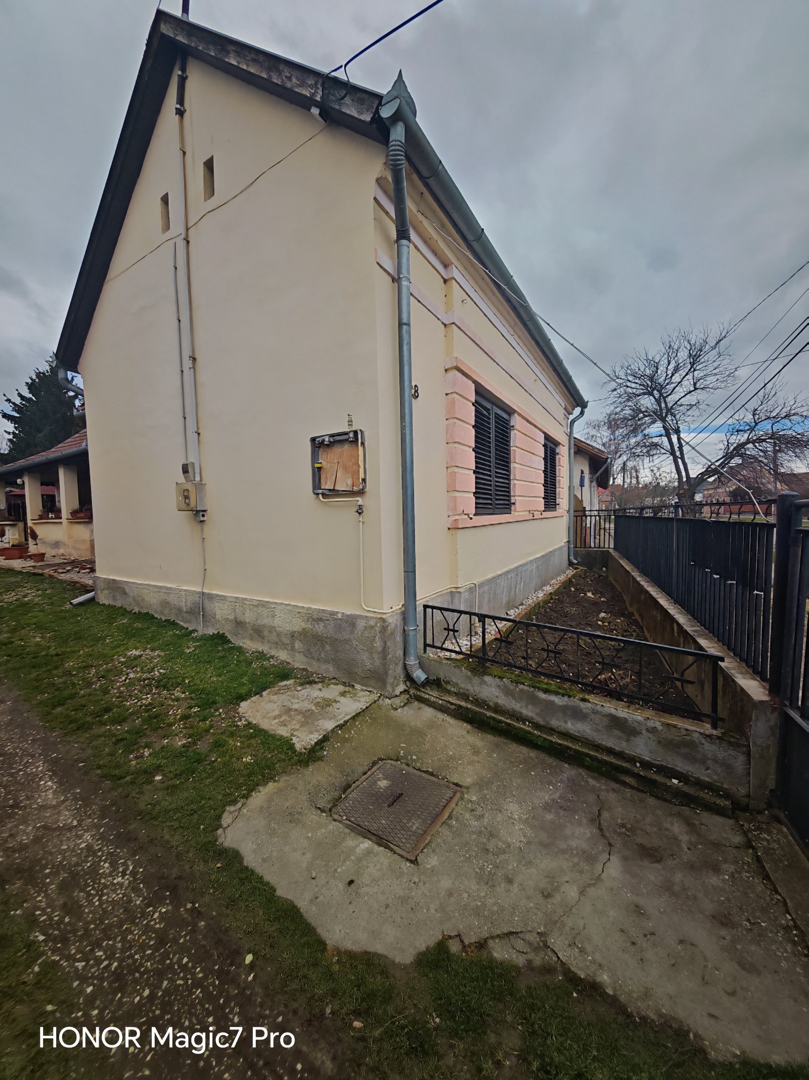 (BBA) Familienhaus in einer ruhigen, grünen Wohngegend